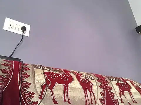 Snapshot of aakash_ModelBrown chatting on 10.24.25 aakash ModelBrown online show from 10.24.25