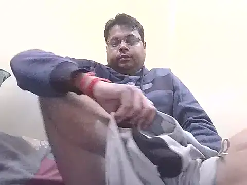 Snapshot of aakash_ModelBrown chatting on 01.14.26 aakash ModelBrown online show from 01.14.26