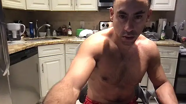 BigGuyMuscle online show from 11.24.25