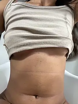 Betsy Thonson online show from 10.21.25