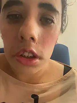 annarose19 online show from 04.28.26