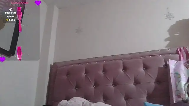 annarose19 online show from 06.17.26