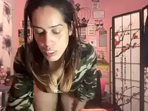 latinacubana online show from 12.15.24