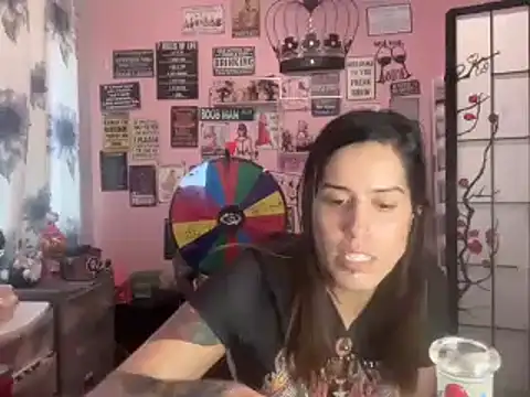 latinacubana online show from 12.23.24