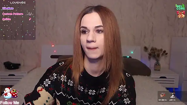 Snapshot of ItsAlisia chatting on 01.12.25 ItsAlisia online show from 01.12.25