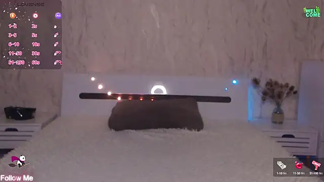 Snapshot of ItsAlisia chatting on 02.08.25 ItsAlisia online show from 02.08.25