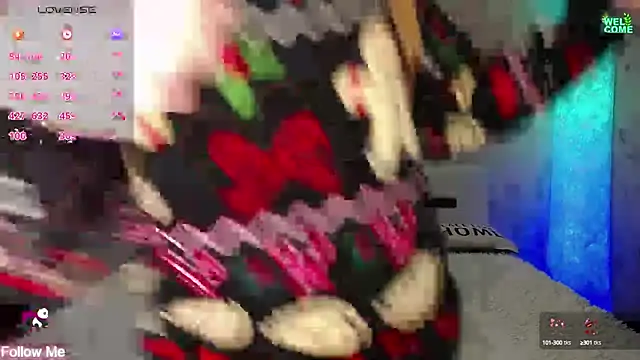 Snapshot of ItsAlisia chatting on 02.18.25 ItsAlisia online show from 02.18.25