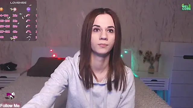 Snapshot of ItsAlisia chatting on 03.17.25 ItsAlisia online show from 03.17.25