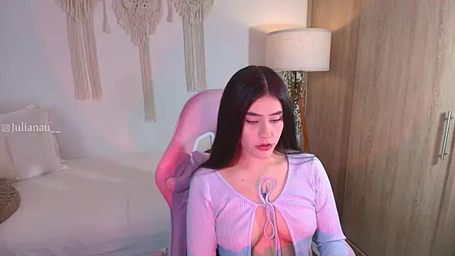 iriswest  online show from 12.02.25