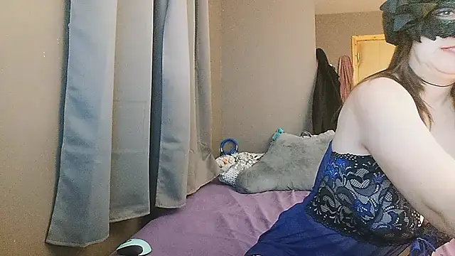 Snapshot of missteriousbelle chatting on 12.16.24 missteriousbelle online show from 12.16.24