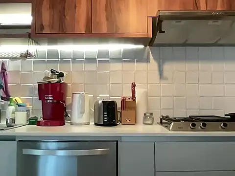 Snapshot of ed_grimm chatting on 02.10.26 ed grimm online show from 02.10.26