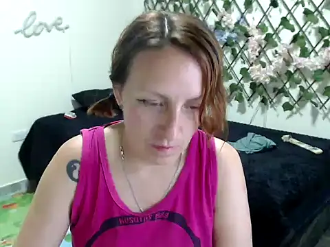 Snapshot of kittykalor09 chatting on 05.19.26 kittykalor09 online show from 05.19.26