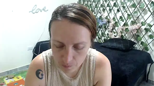 Snapshot of kittykalor09 chatting on 05.30.26 kittykalor09 online show from 05.30.26
