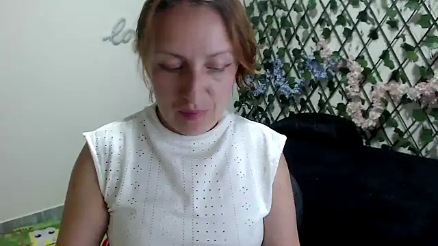 Snapshot of kittykalor09 chatting on 06.06.26 kittykalor09 online show from 06.06.26
