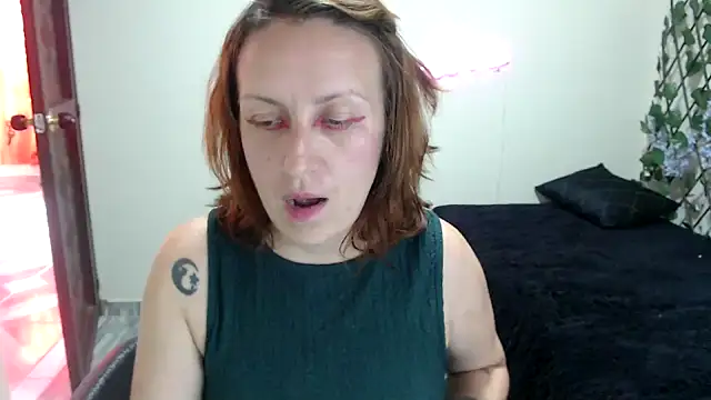 Snapshot of kittykalor09 chatting on 06.19.26 kittykalor09 online show from 06.19.26