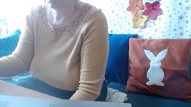 QueenLana online show from 05.02.26