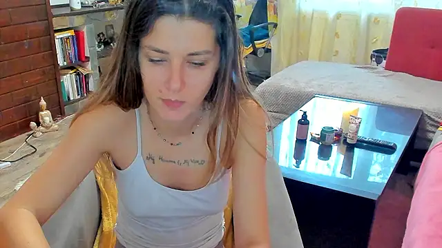 Snapshot of marie_marie03 chatting on 02.06.26 marie marie03 online show from 02.06.26