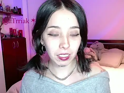 babyluna 8 8 online show from 04.22.26