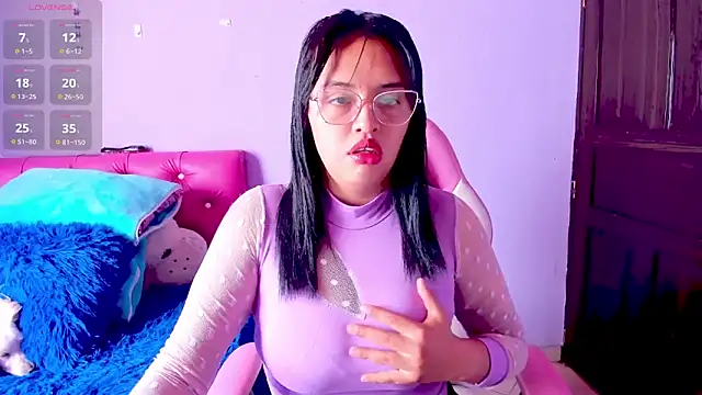 crissn0707 online show from 09.17.25