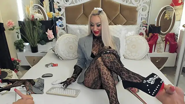 hotgirlsmoking 69xxx online show from 09.14.25