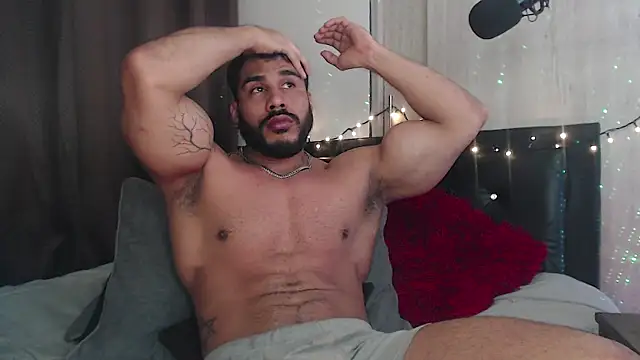 Snapshot of Artemis_Kazttman chatting on 12.15.24 Artemis Kazttman online show from 12.15.24