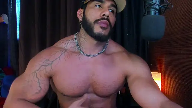 Snapshot of Artemis_Kazttman chatting on 02.19.25 Artemis Kazttman online show from 02.19.25