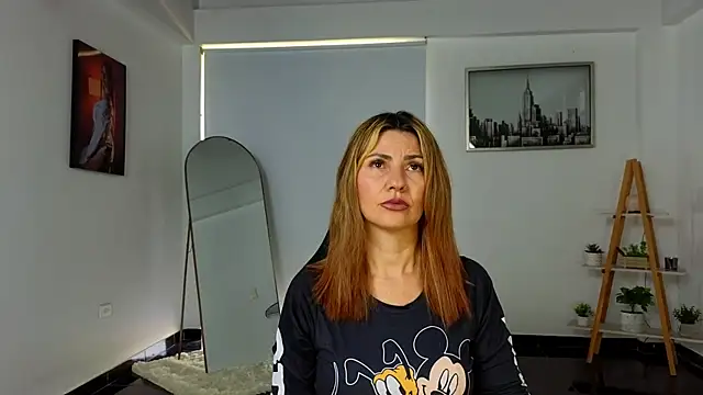 bella  adams online show from 09.13.25