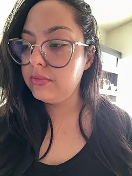 MileyGia online show from 02.03.26