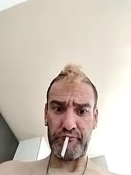 Snapshot of raulacab chatting on 06.17.26 raulacab online show from 06.17.26