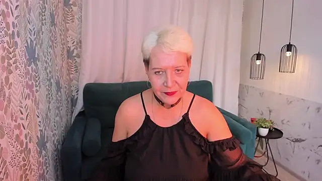 Snapshot of KathySunn chatting on 03.15.26 KathySunn online show from 03.15.26