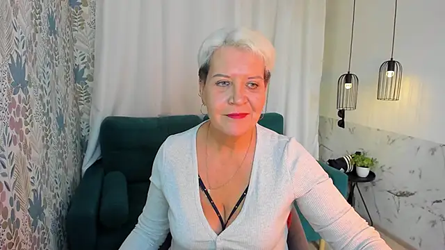 Snapshot of KathySunn chatting on 03.27.26 KathySunn online show from 03.27.26