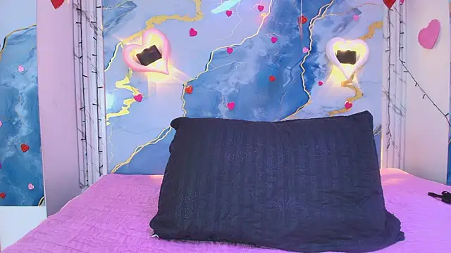 lorrayne  online show from 02.19.26