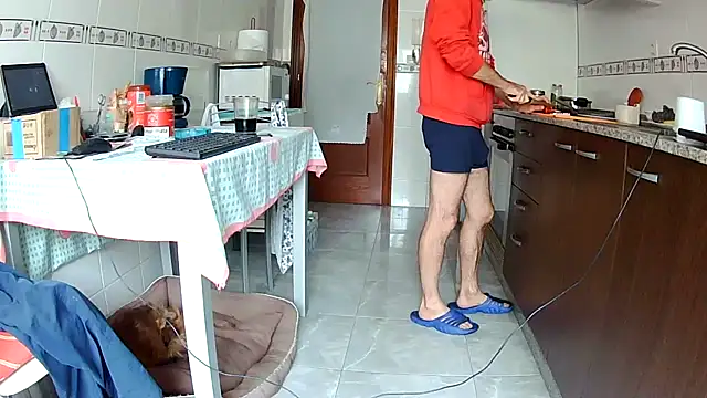 Snapshot of bixesualactivo chatting on 10.04.25 bixesualactivo online show from 10.04.25