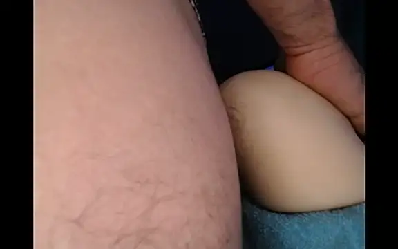 Snapshot of Oliver_Wilding chatting on 09.10.25 Oliver Wilding online show from 09.10.25