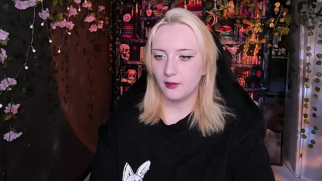 AsheLucker online show from 06.30.26