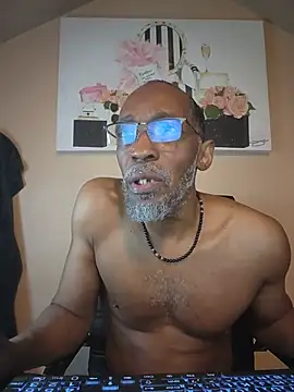 Snapshot of Lonelynudist59 chatting on 07.30.26 Lonelynudist59 online show from 07.30.26