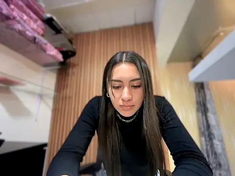 Ambar pe  online show from 09.11.25