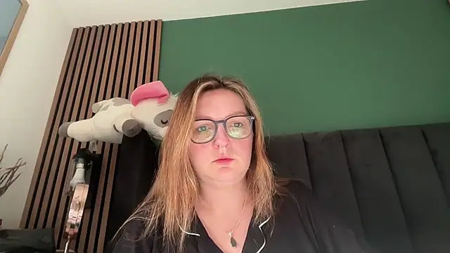 short sweetpea online show from 03.13.26