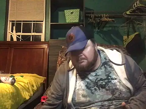 Snapshot of fatdickdaddy448 chatting on 12.06.24 fatdickdaddy448 online show from 12.06.24