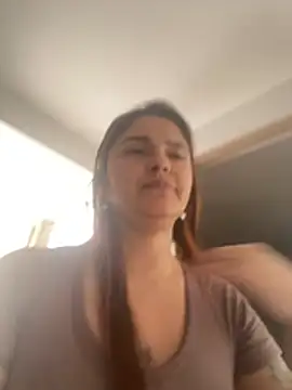 Sarah Jhonson online show from 04.30.26