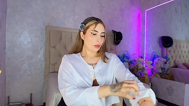 nini love01 online show from 07.10.26