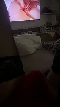 Snapshot of petuletra chatting on 12.04.25 petuletra online show from 12.04.25