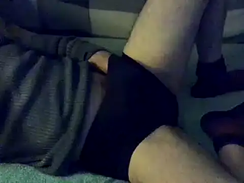 Snapshot of har1982 chatting on 03.18.25 har1982 online show from 03.18.25