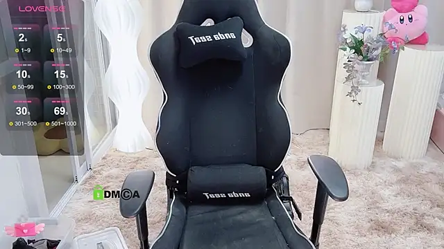 Snapshot of Happy_Kitty chatting on 02.14.25 Happy Kitty online show from 02.14.25