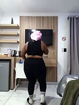 CuteHoney92 online show from 03.12.26