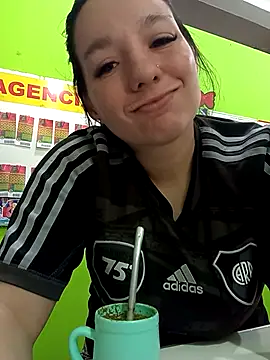 Snapshot of veronicabelen chatting on 02.03.26 veronicabelen online show from 02.03.26