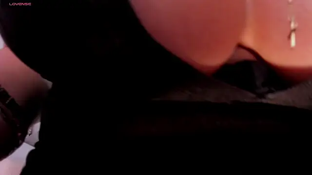 Snapshot of VictoriaLeia chatting on 01.03.25 VictoriaLeia online show from 01.03.25