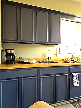 Nikkierosee online show from 10.04.25