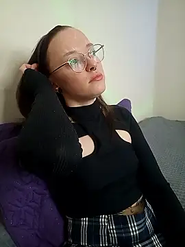 Snapshot of Aelita_bb chatting on 02.19.26 Aelita bb online show from 02.19.26