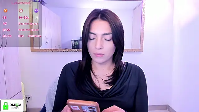 EricaVanderhill online show from 05.04.26